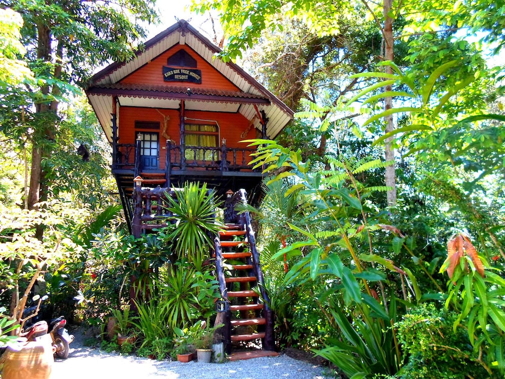 khao sok tree house