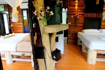 khao sok tree house