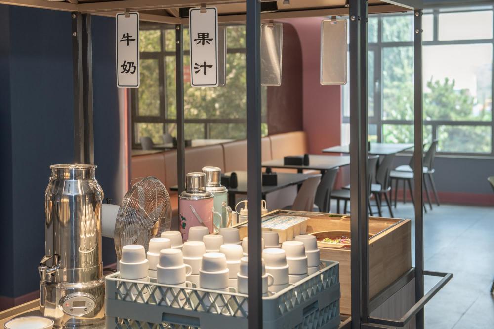 hanting hotel qinhuangdao hebei street yanshan university