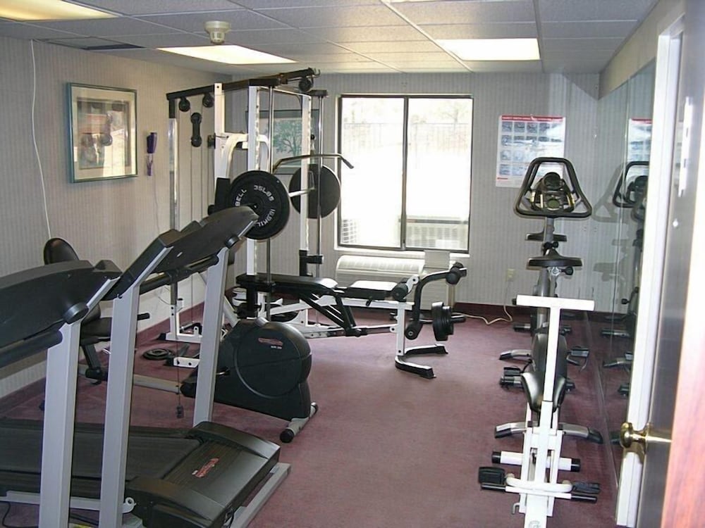 days inn niantic near casinos