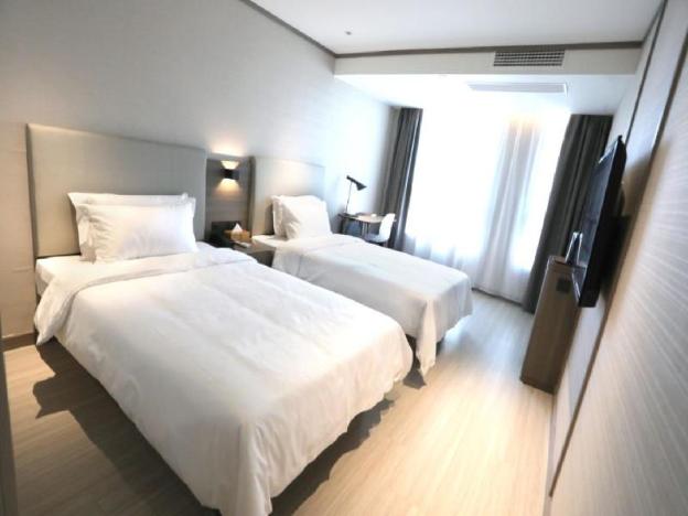 hanting hotel yancheng dafeng north bus station