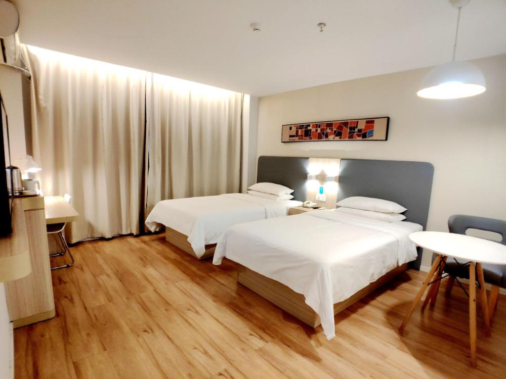 hanting hotel nanchong wuxing huayuan