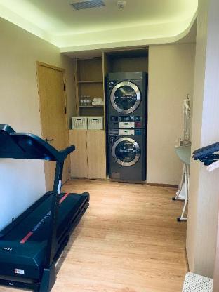 ji hotel guiyang big cross