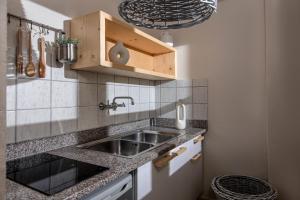 elea suites and residences