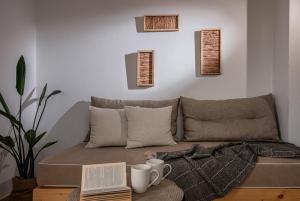 elea suites and residences