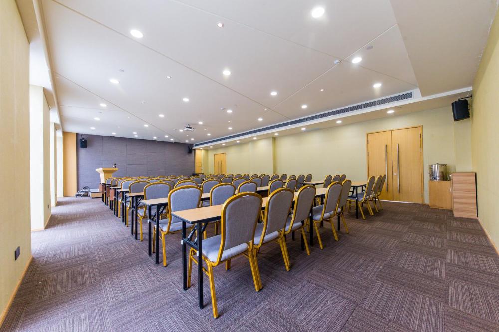 ji hotel xian dayanta xiaozhai dong road