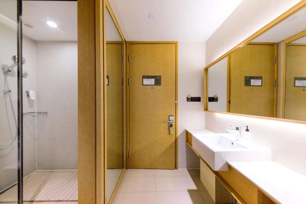 ji hotel xian dayanta xiaozhai dong road