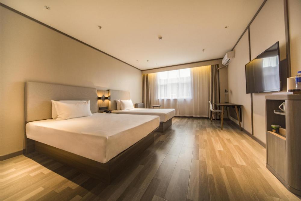 hanting hotel shenyang north university town qixing street