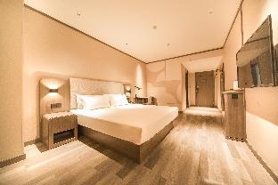 hanting hotel shenyang north university town qixing street