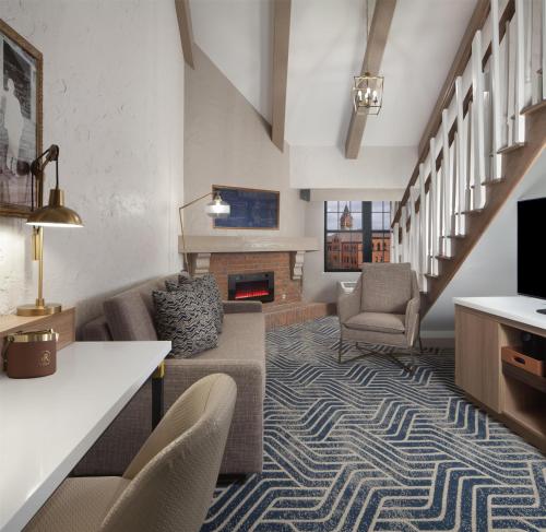 hotel royer urbana champaign tapestry collection by hilton
