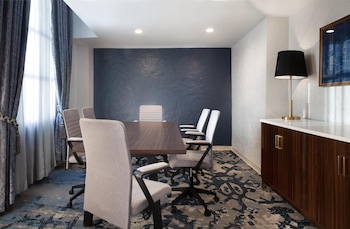 hotel royer urbana champaign tapestry collection by hilton