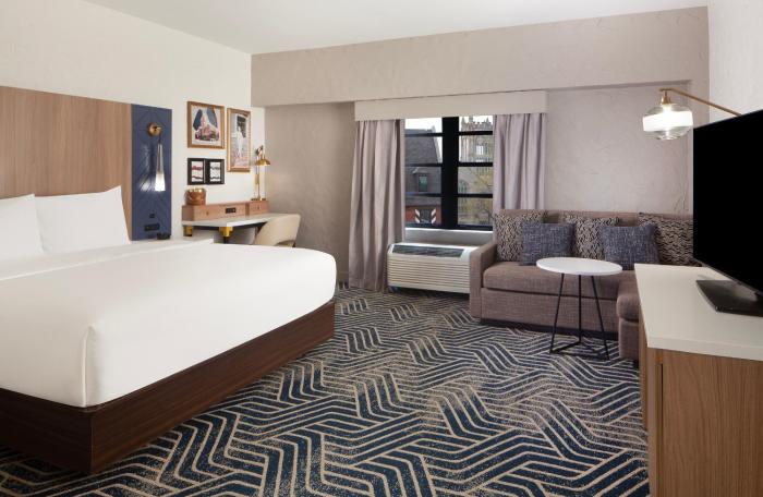 hotel royer urbana champaign tapestry collection by hilton