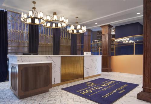 hotel royer urbana champaign tapestry collection by hilton