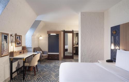 hotel royer urbana champaign tapestry collection by hilton