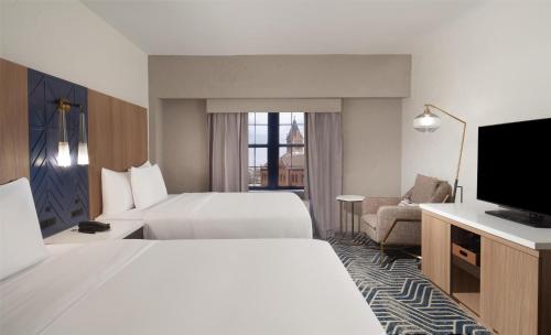 hotel royer urbana champaign tapestry collection by hilton