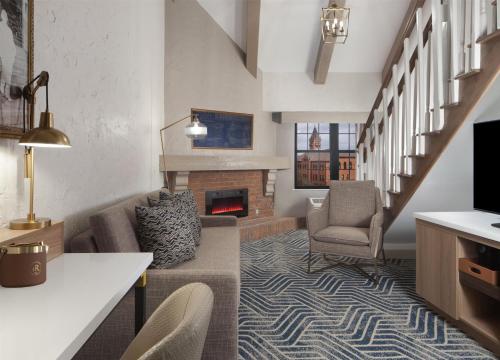 hotel royer urbana champaign tapestry collection by hilton