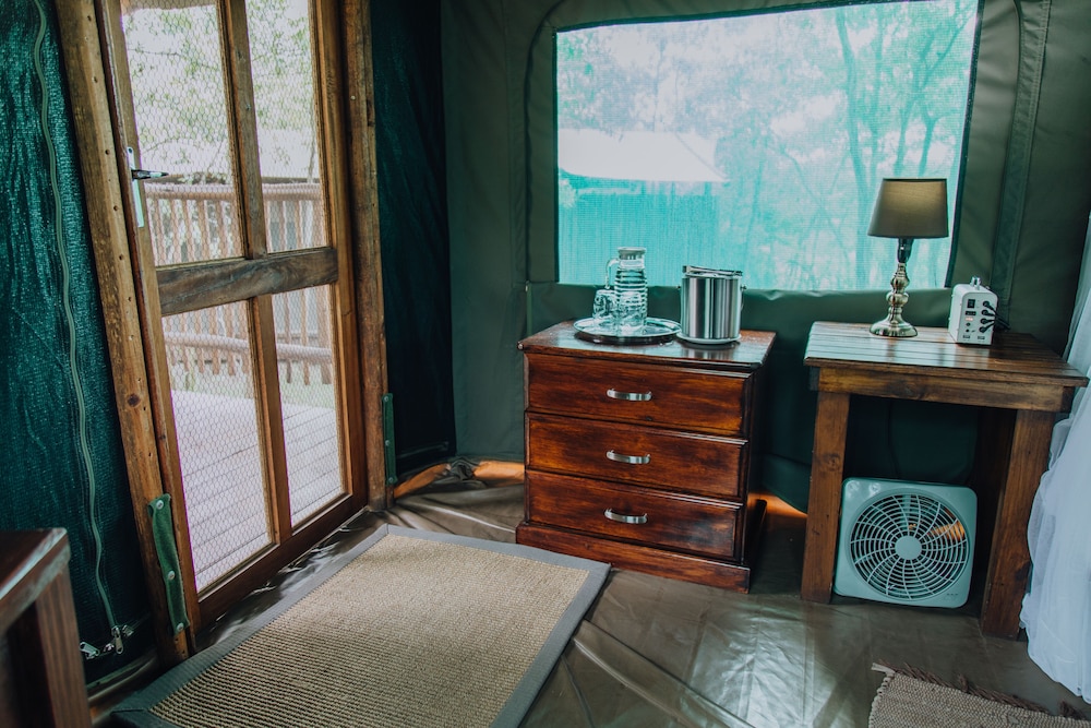 buffalo rock tented camp