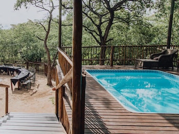 buffalo rock tented camp