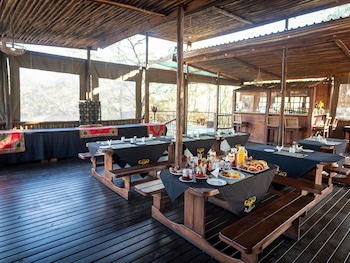 buffalo rock tented camp