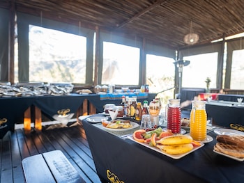 buffalo rock tented camp