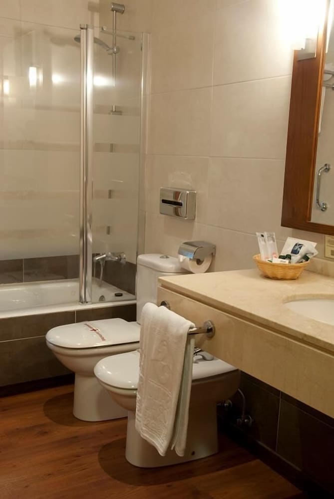 el salugral termal resort