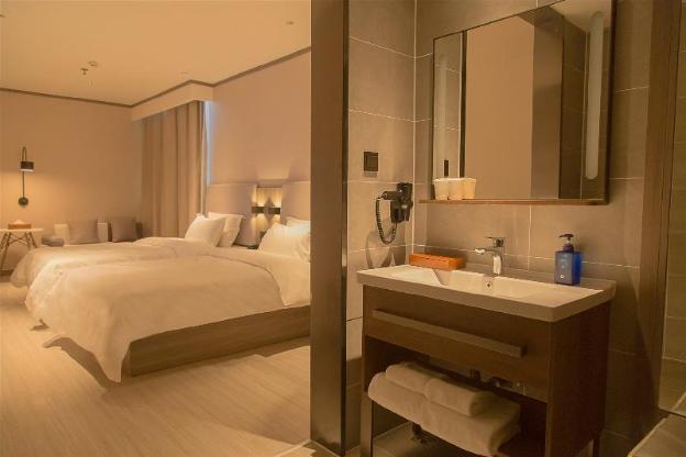 hanting hotel zaozhuang central plaza