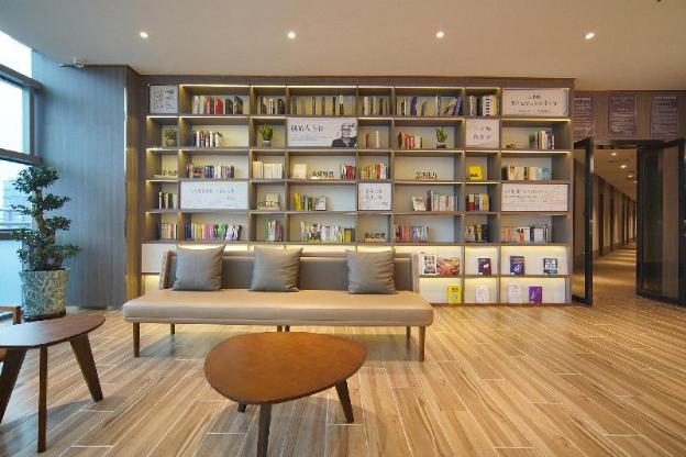 hanting hotel zunyi high speed railway station