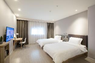 hanting hotel zunyi high speed railway station