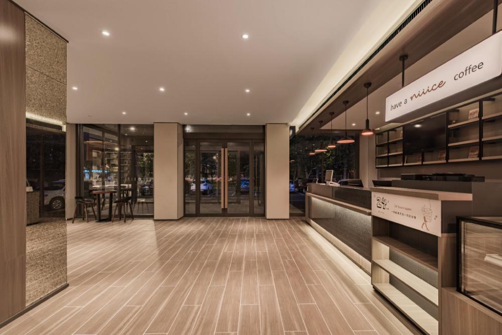 hanting hotelanyang linzhou avenue bus station