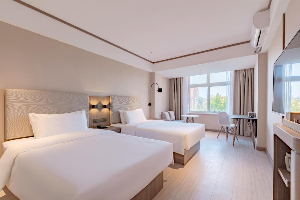 hanting hotelanyang linzhou avenue bus station