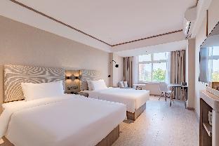 hanting hotelanyang linzhou avenue bus station