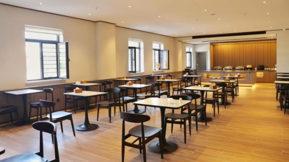 hanting hotel fushun qingyuan railway station baiyun street