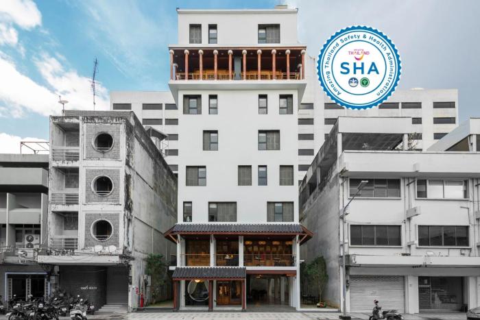 the lantern hatyai hotel sha extra plus