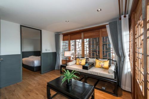 the lantern hatyai hotel sha extra plus