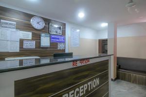 Spot On Mohit Gokul Lodge New Room's Near Snow World,Secunderabad>>Hyderabad,3 star