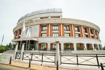 azz merida medea hotel