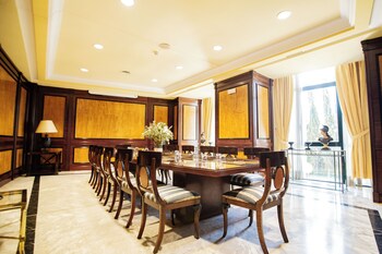 azz merida medea hotel