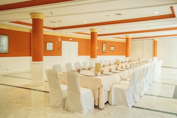 azz merida medea hotel