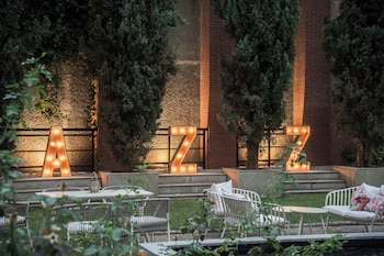 azz merida medea hotel