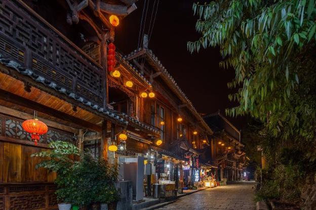 floral hotel furong ancient town xizhou impression