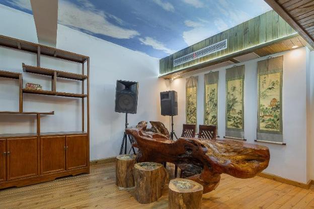 floral hotel furong ancient town xizhou impression