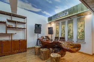 floral hotel furong ancient town xizhou impression