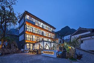 floral hotel yeshanpo habitat of mountains and river
