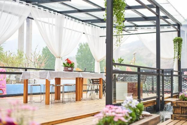 floral hotel yeshanpo habitat of mountains and river
