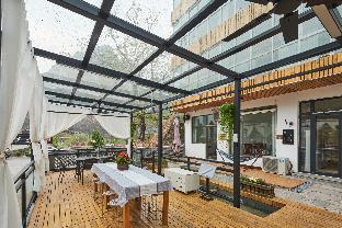 floral hotel yeshanpo habitat of mountains and river