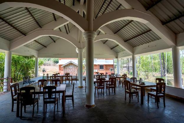sarth ayurveda retreat and wellness centre