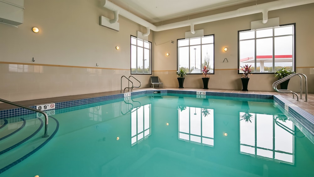 Best Western Plus Fox Creek,Fox Creek>>Alberta,3 star