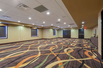 best western plus fox creek
