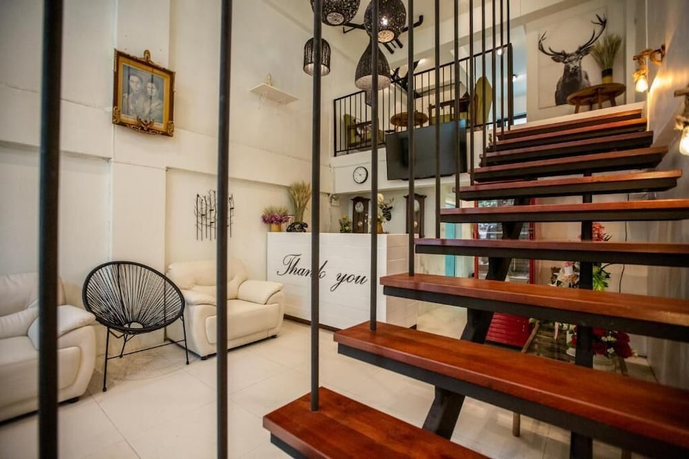 my way hostel chiang mai