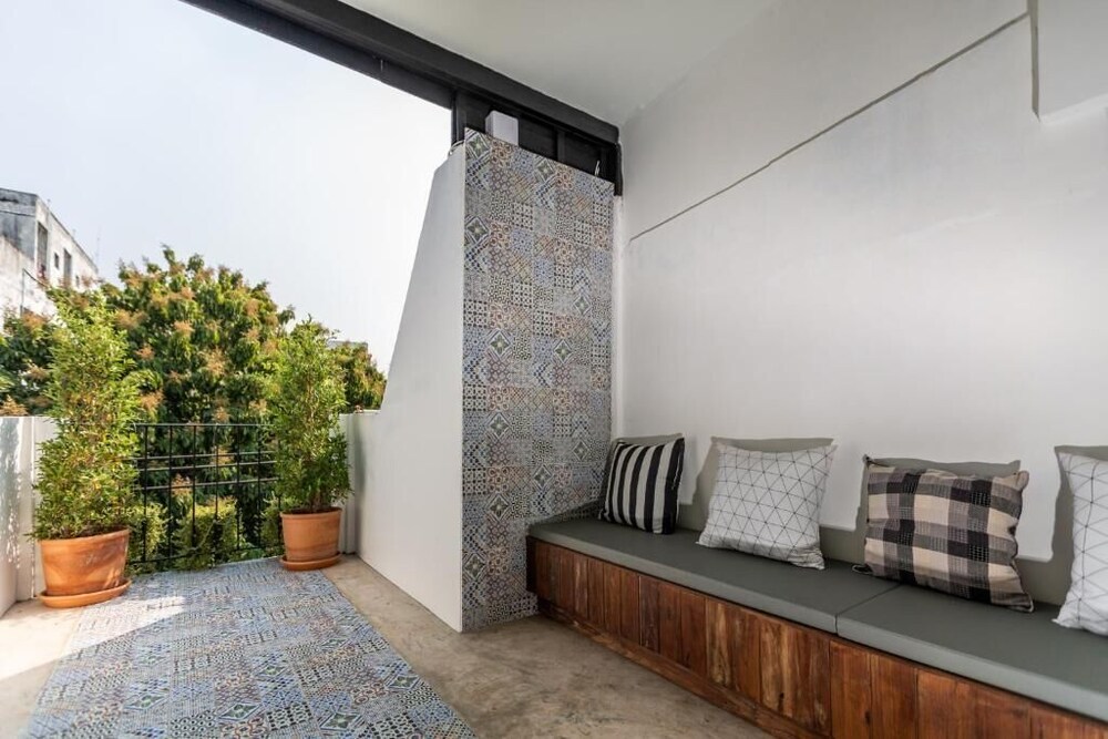 my way hostel chiang mai